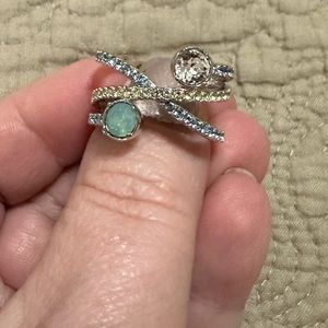 Lia Sophia statement ring size 8